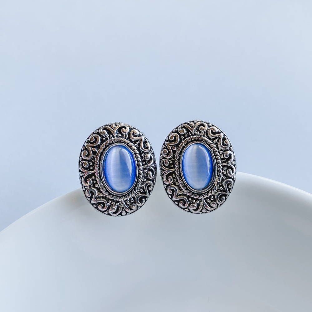 Vintage 1910 Victorian Moonstone Clip-On Earrings